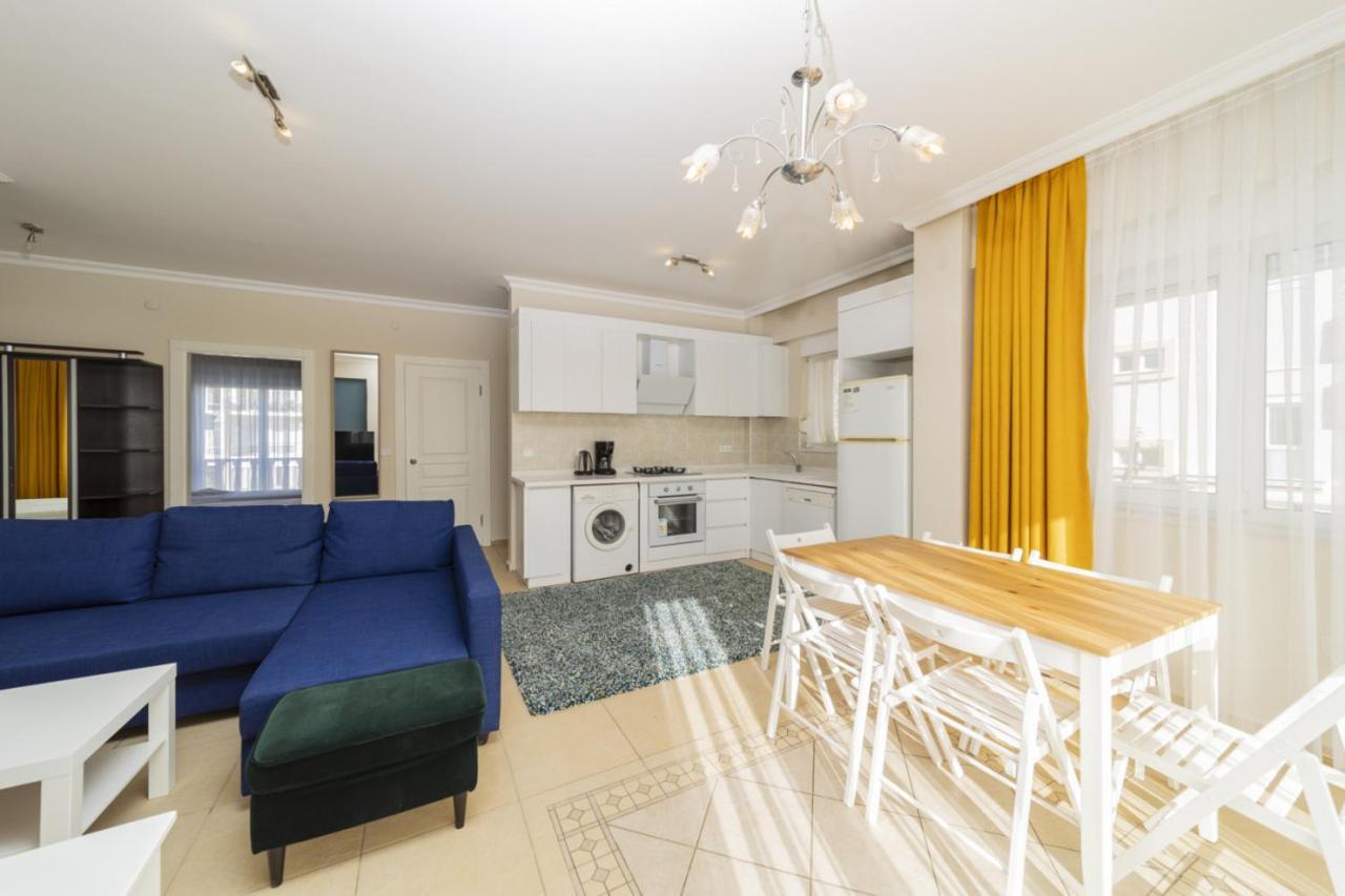 Appartement Flat With Balcony And Shared Pool In *